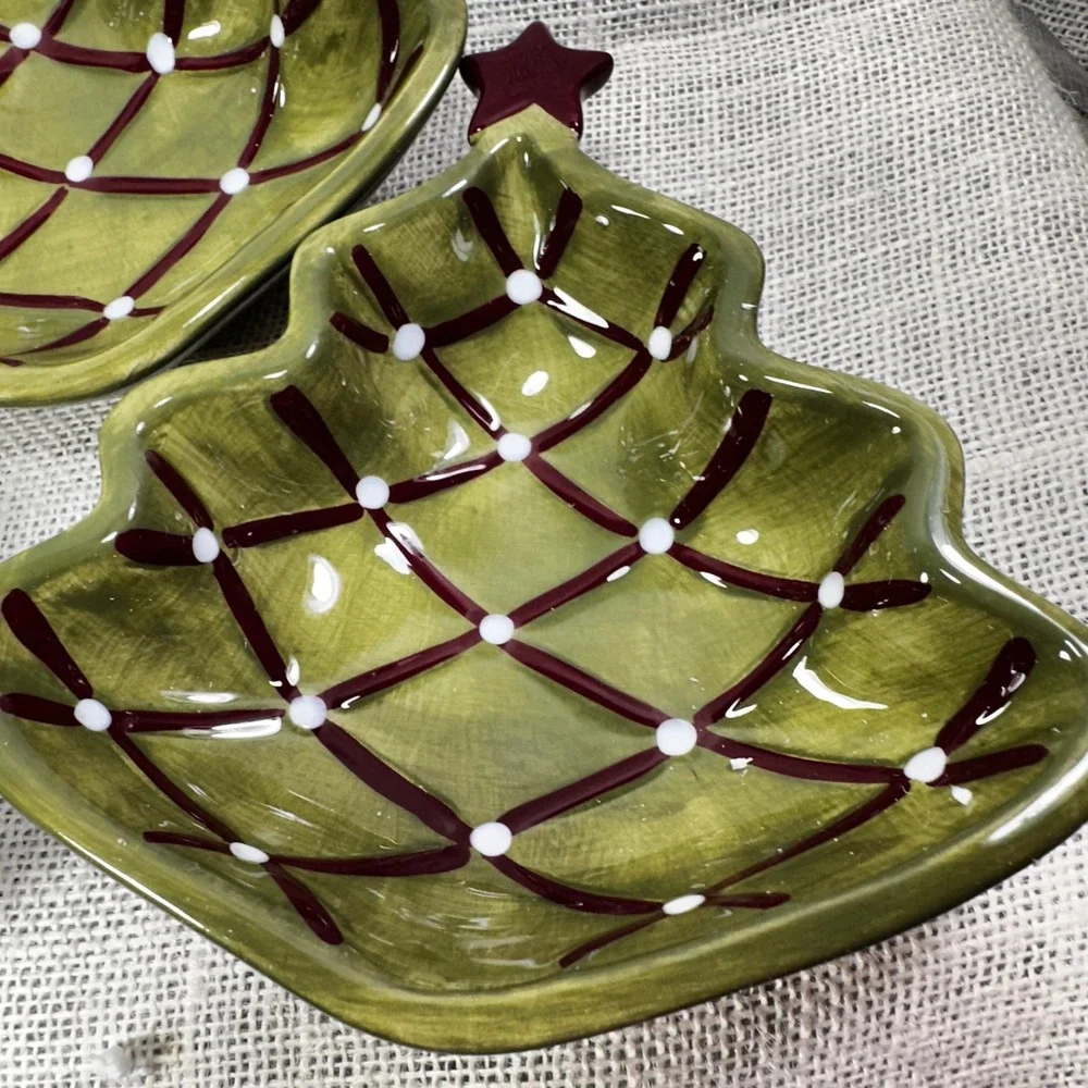 Pottery‎ Barn Seasons Greetings Christmas Tree Bon Bon Bowls Set of 4 Green